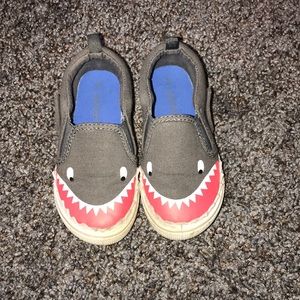 carter's shark shoes